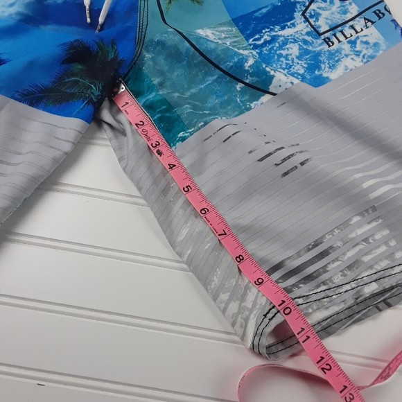 Billabong Shorts Mens 34 Striped Logo Gray Blue White Board Shorts - Picture 12 of 12